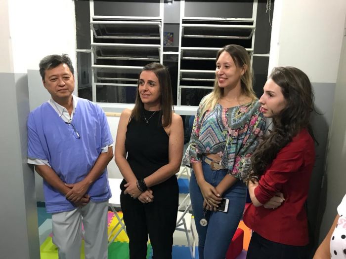 ENTREGA DO PARAPODIUM, AR COND. E SALA FONOAUDIOLOGIA.